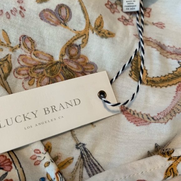 Lucky Brand 🍀Boho Deep V Wrap Flutter Sleeve Top - Picture 5 of 7